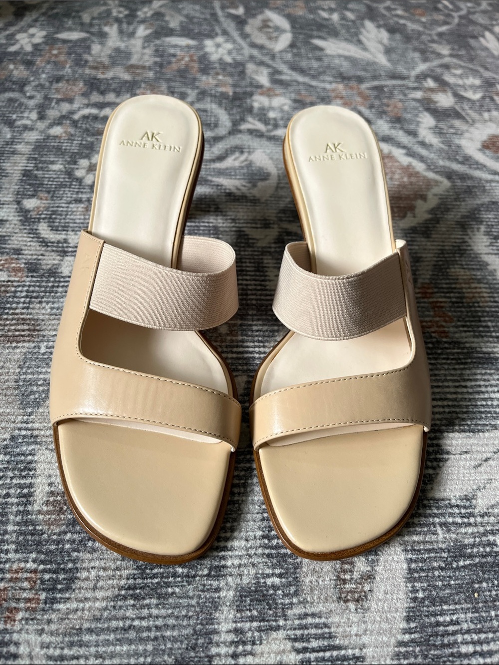 Bone Leather Heeled Mule Sandals Size 7.5